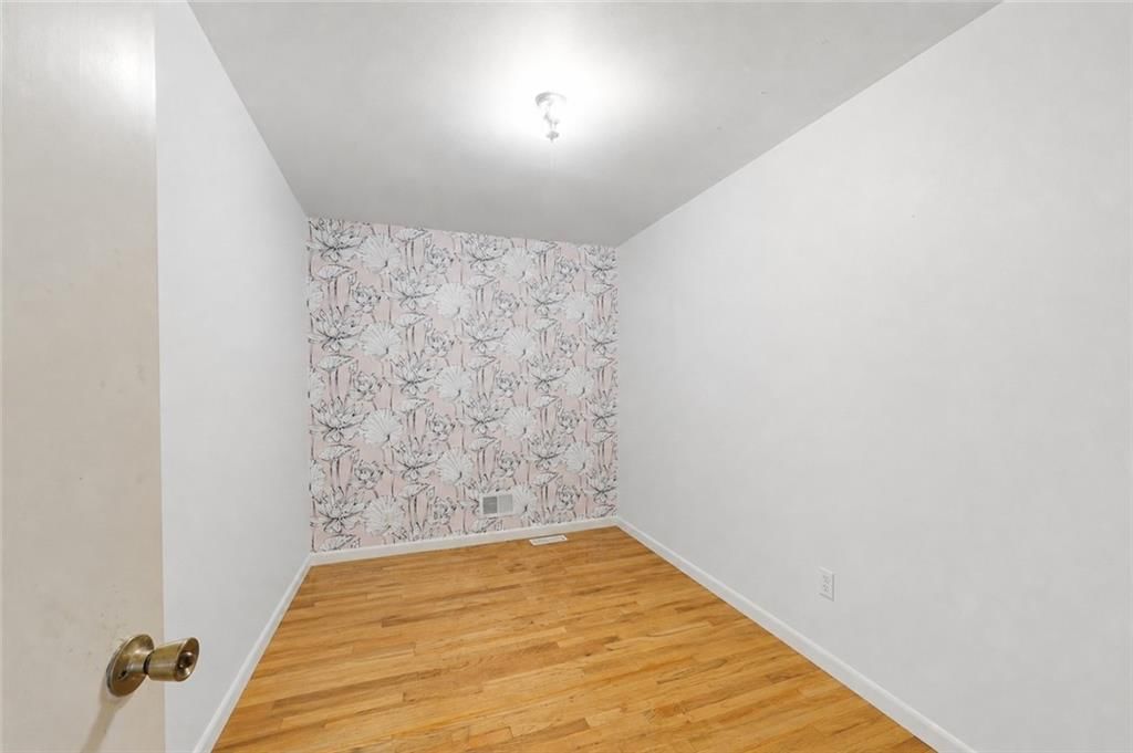 504 NE Lynn Street — photo 12