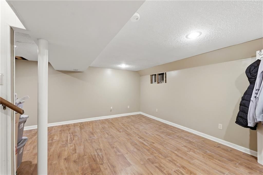 504 NE Lynn Street — photo 18