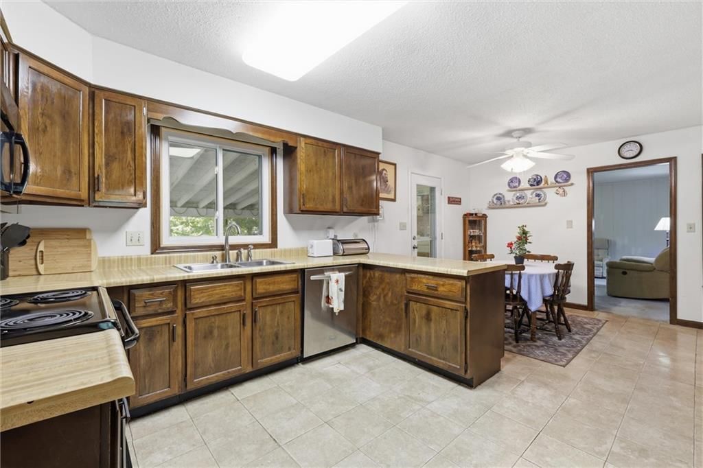 15960 Nall Avenue — photo 13