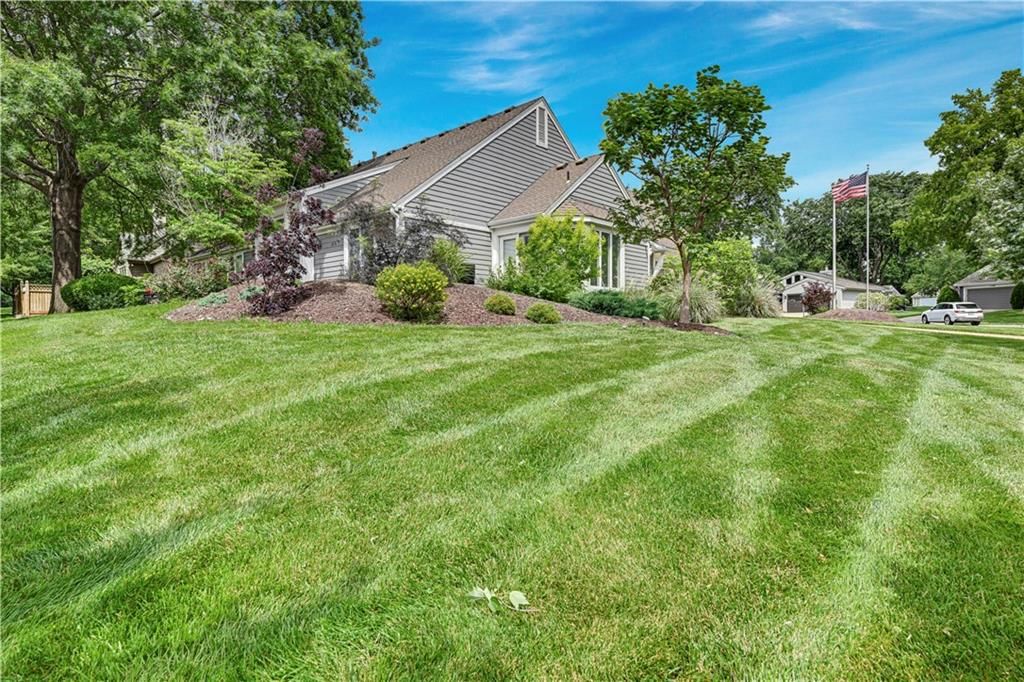 12313 Pembroke Lane — photo 3