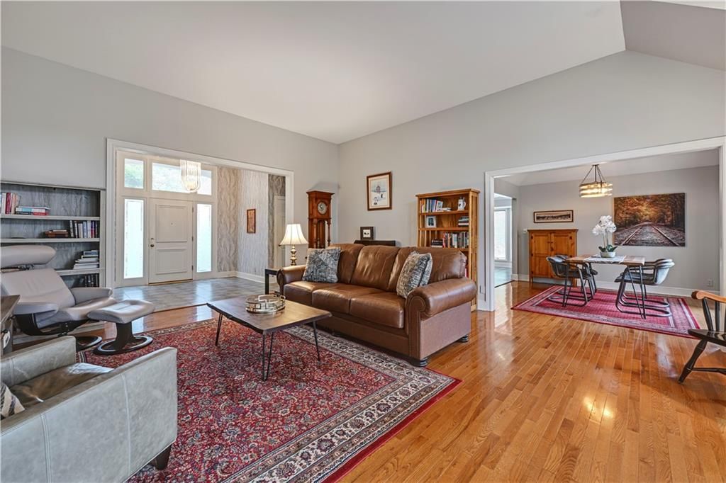 12313 Pembroke Lane — photo 7