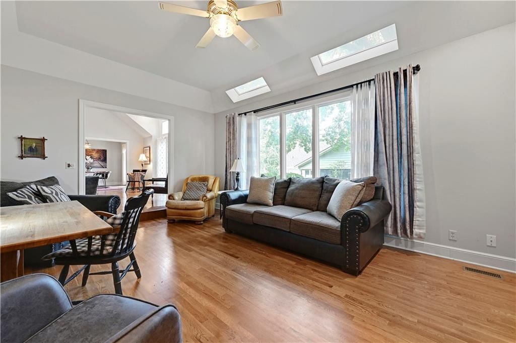 12313 Pembroke Lane — photo 11