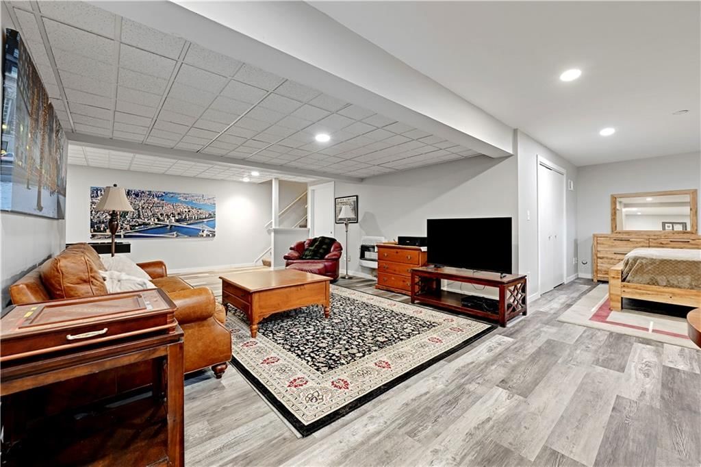 12313 Pembroke Lane — photo 33