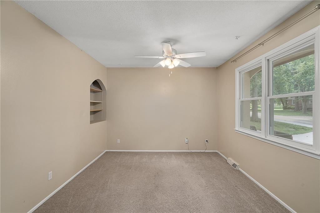 606 NE 114th Street — photo 4
