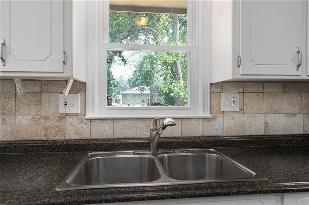 606 NE 114th Street — photo 12