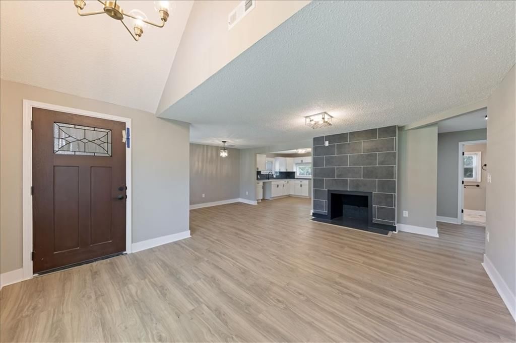 8005 Harris Avenue — photo 4