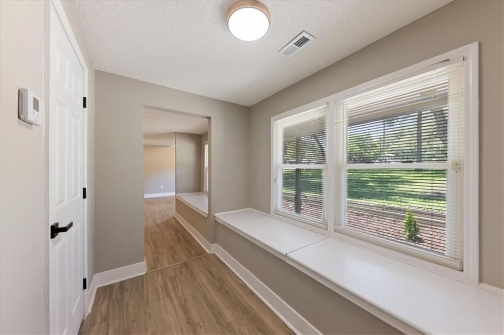 8005 Harris Avenue — photo 20