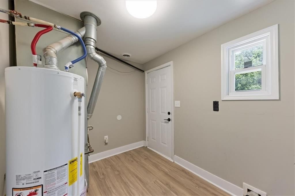 8005 Harris Avenue — photo 22