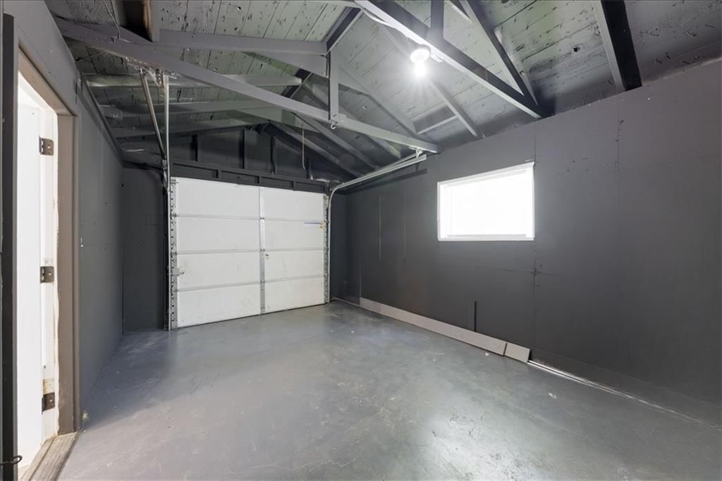 8005 Harris Avenue — photo 23