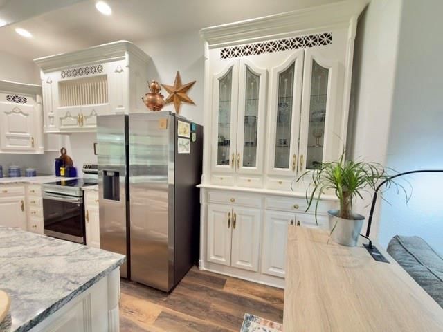 427 W Walnut Street — photo 6