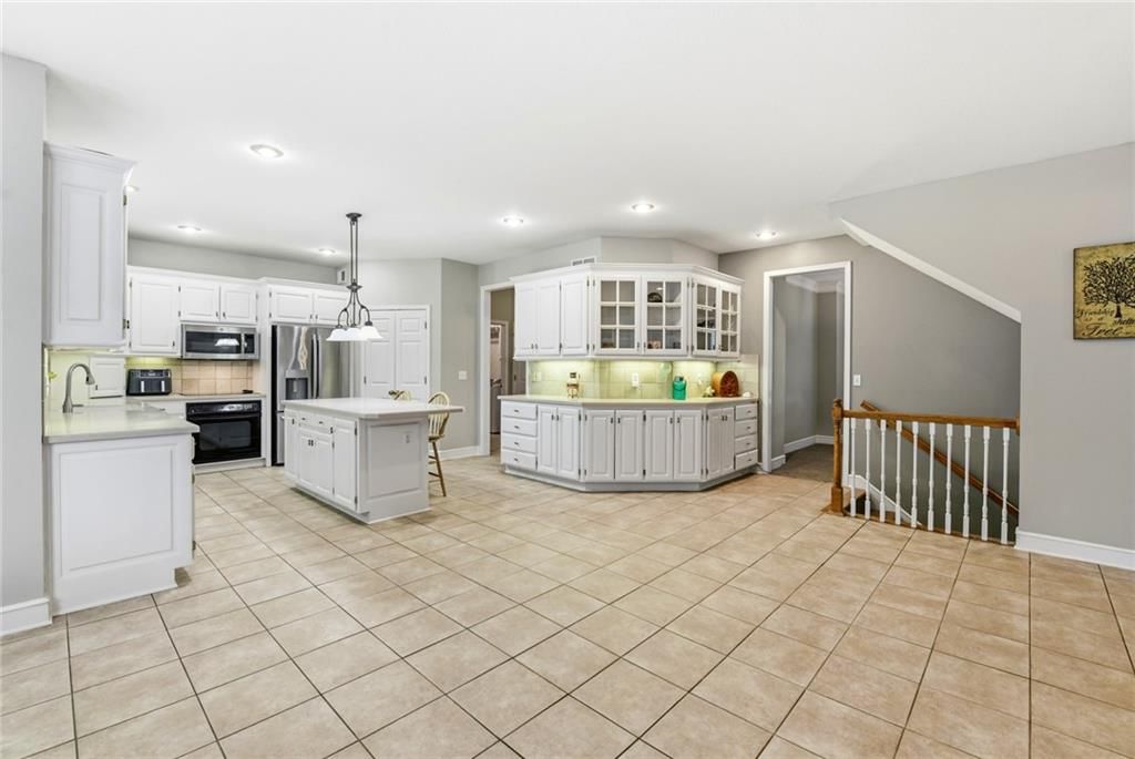 16016 Rosewood Street — photo 20