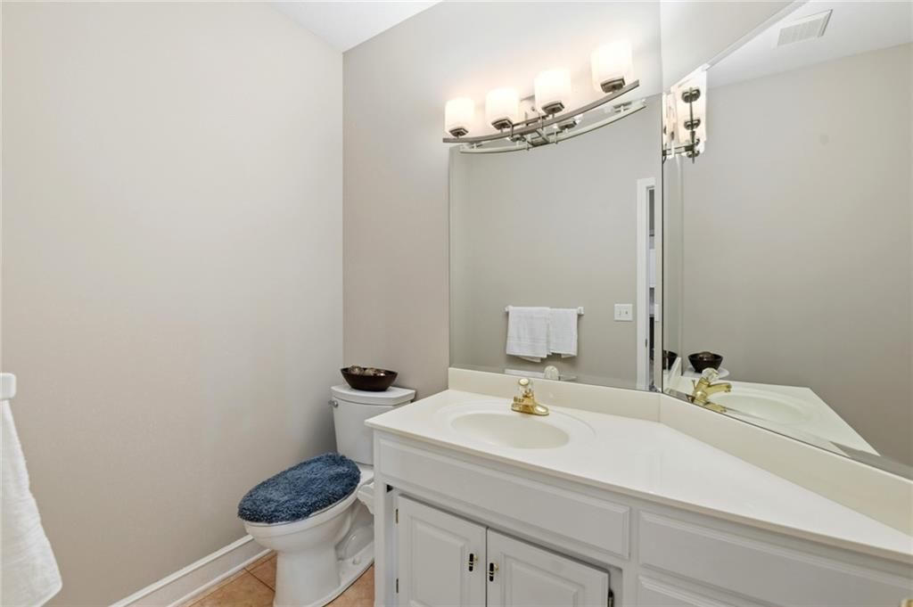 16016 Rosewood Street — photo 25