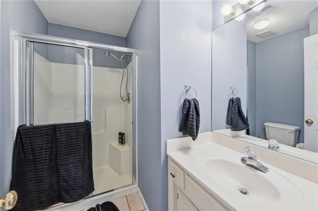 16016 Rosewood Street — photo 39