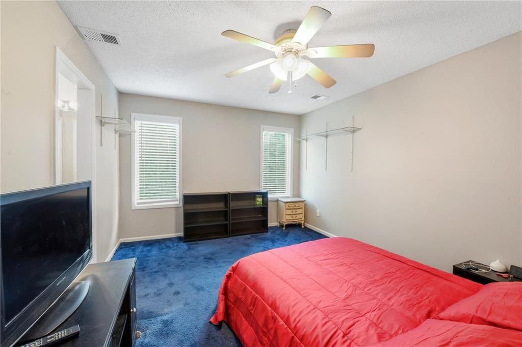 16016 Rosewood Street — photo 46