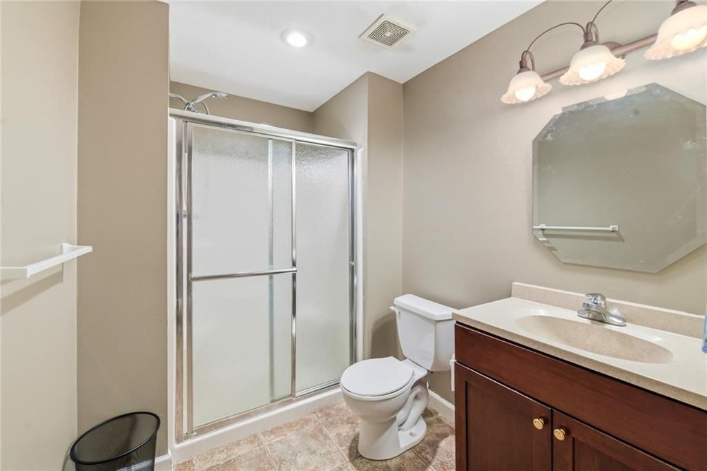 16016 Rosewood Street — photo 55