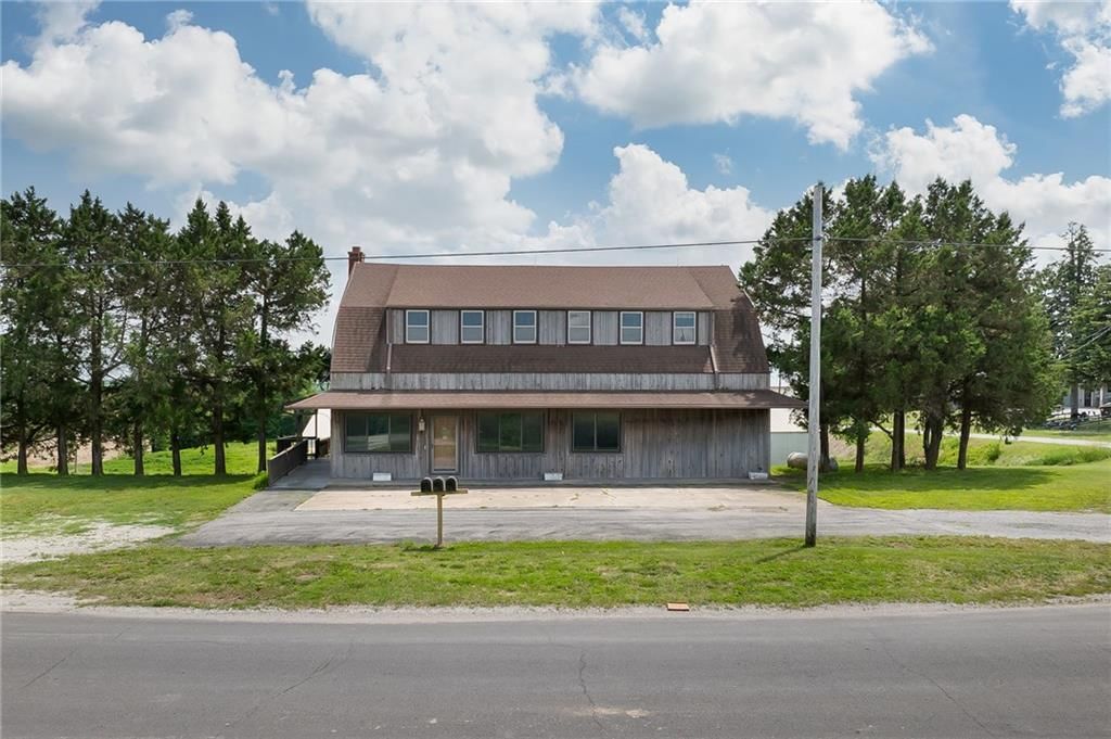 802 E Nodaway Street — photo 2
