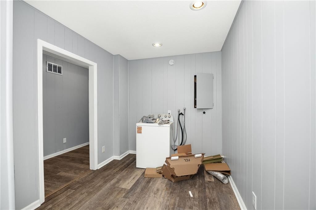 802 E Nodaway Street — photo 32