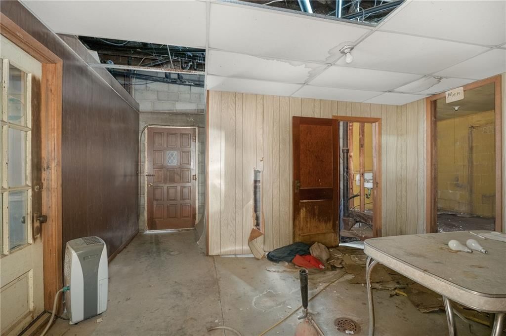 802 E Nodaway Street — photo 59