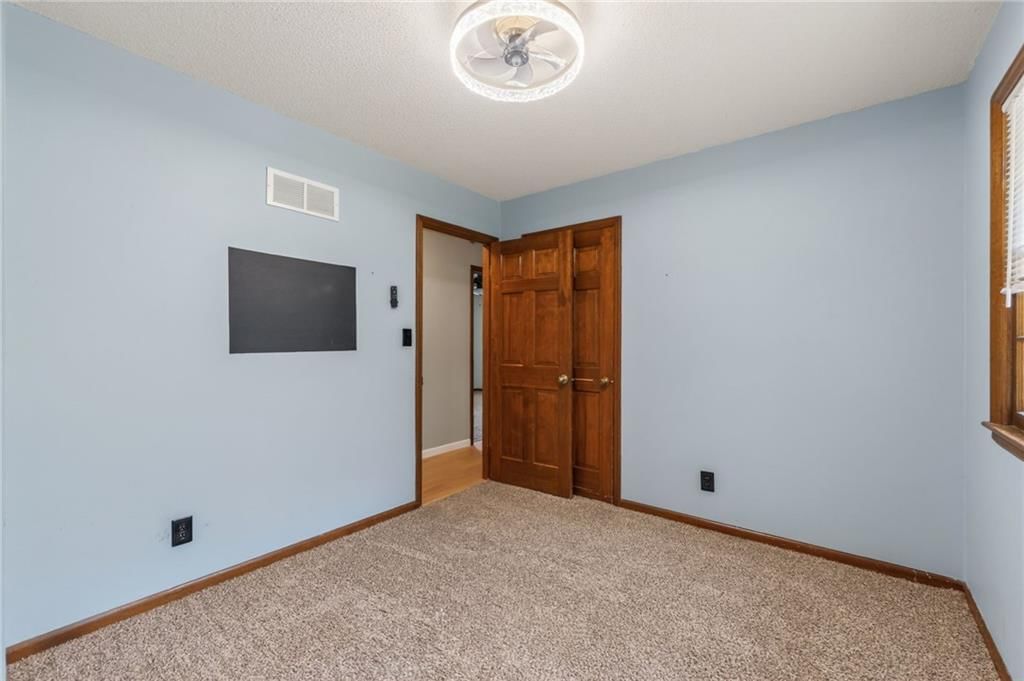 6832 Sterling Avenue — photo 18