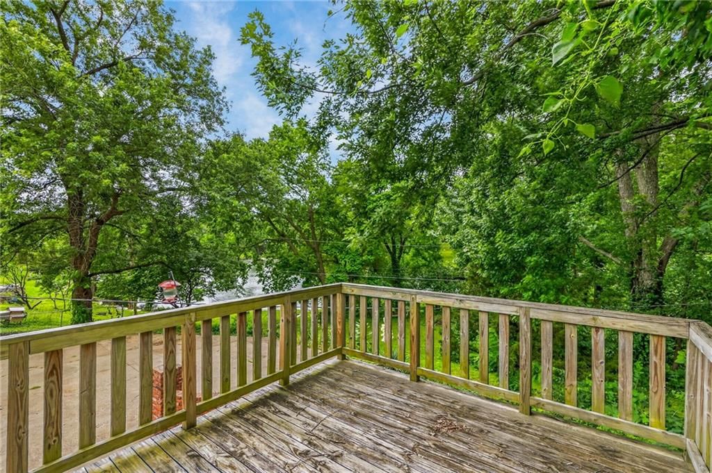 6832 Sterling Avenue — photo 27