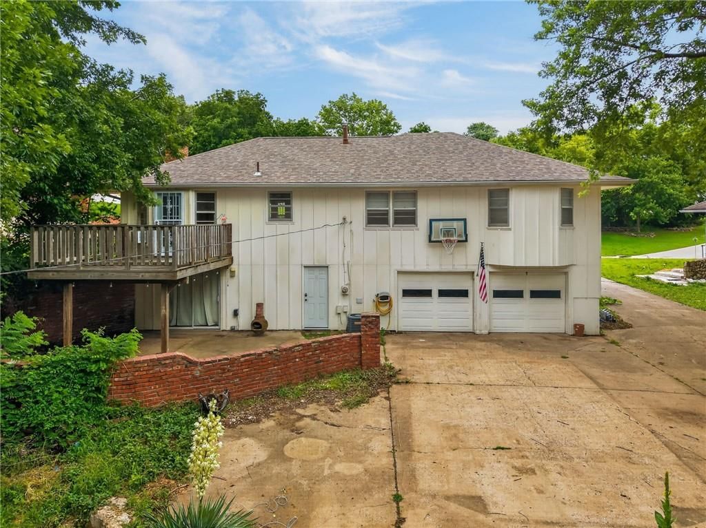 6832 Sterling Avenue — photo 29
