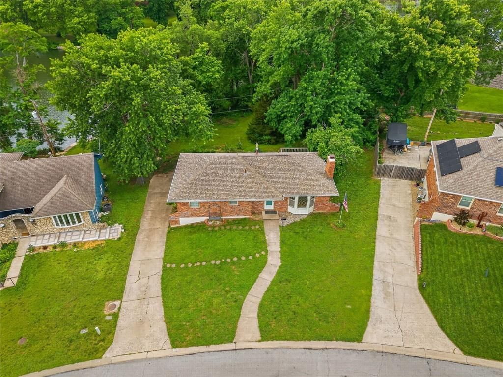 6832 Sterling Avenue — photo 33