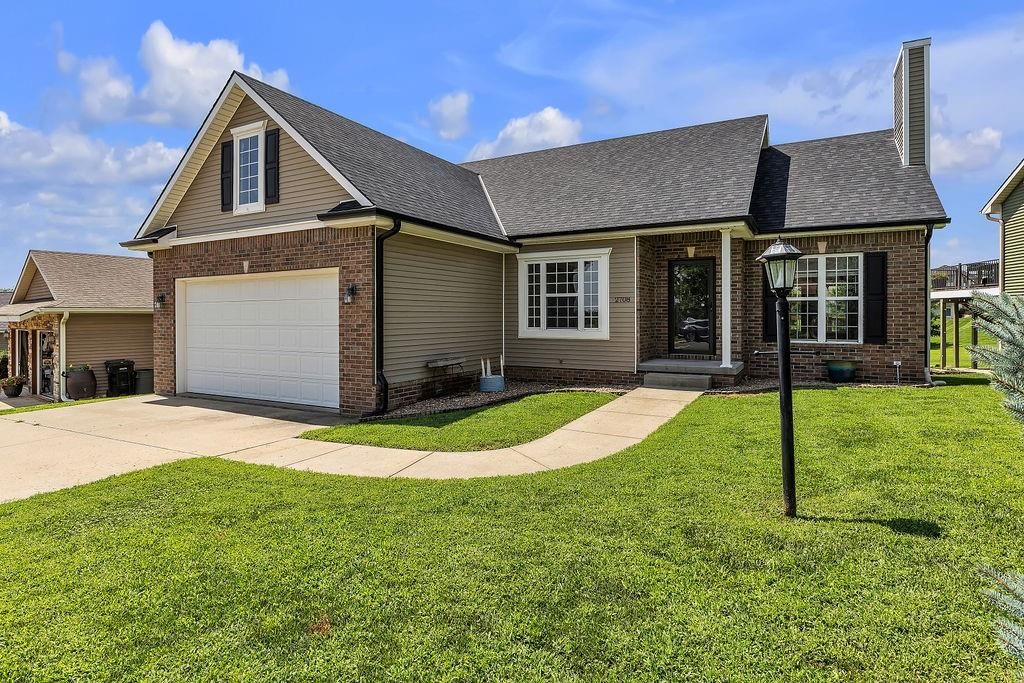 2708 Meadow Ridge Drive — photo 1