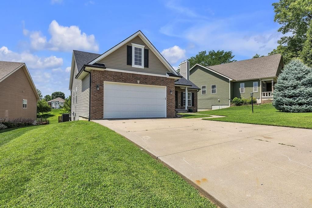 2708 Meadow Ridge Drive — photo 3