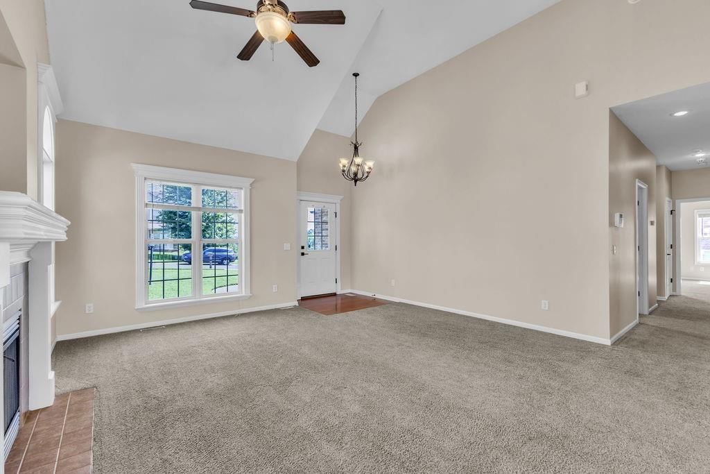 2708 Meadow Ridge Drive — photo 5