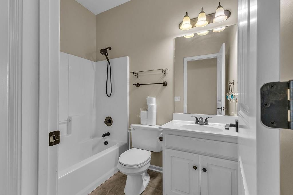 2708 Meadow Ridge Drive — photo 16