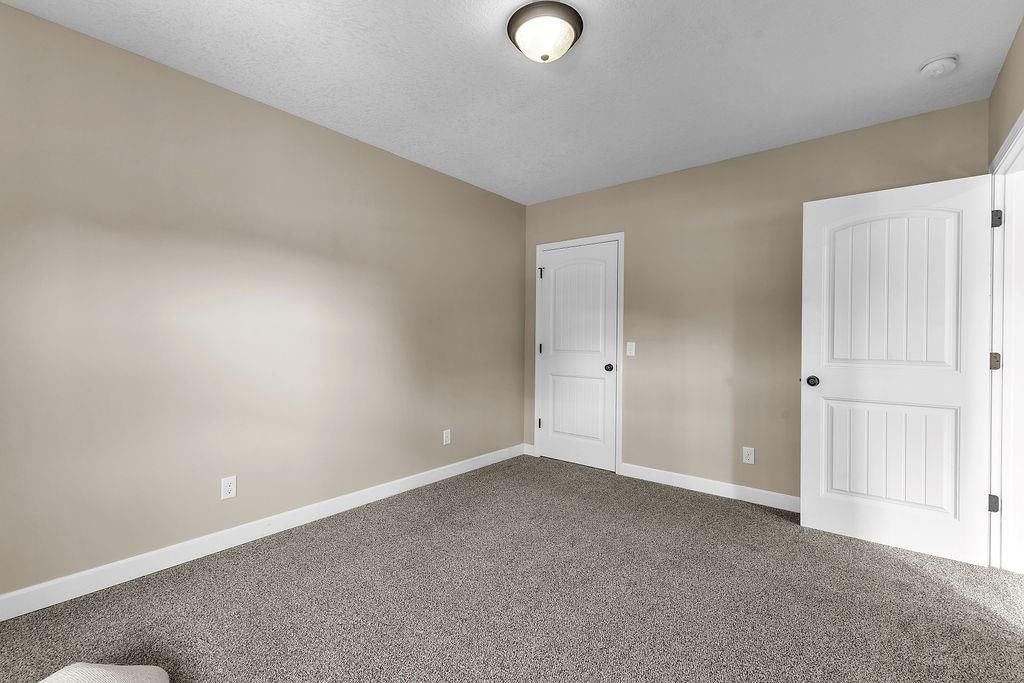 2708 Meadow Ridge Drive — photo 37