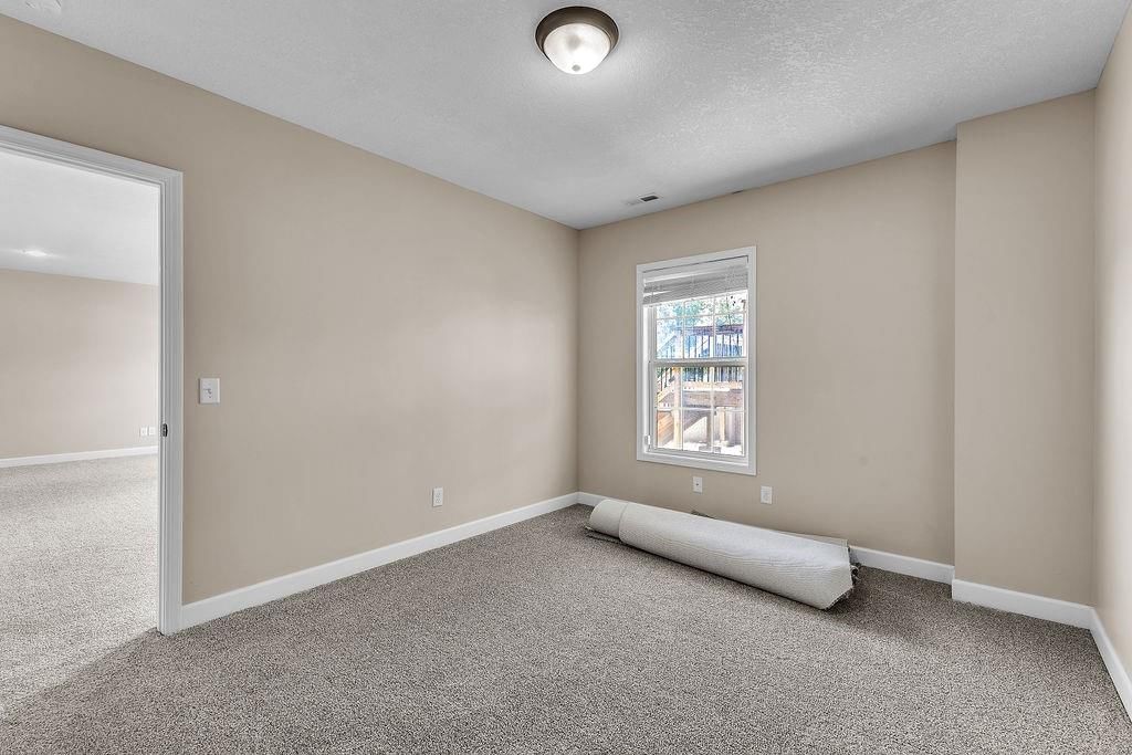 2708 Meadow Ridge Drive — photo 38