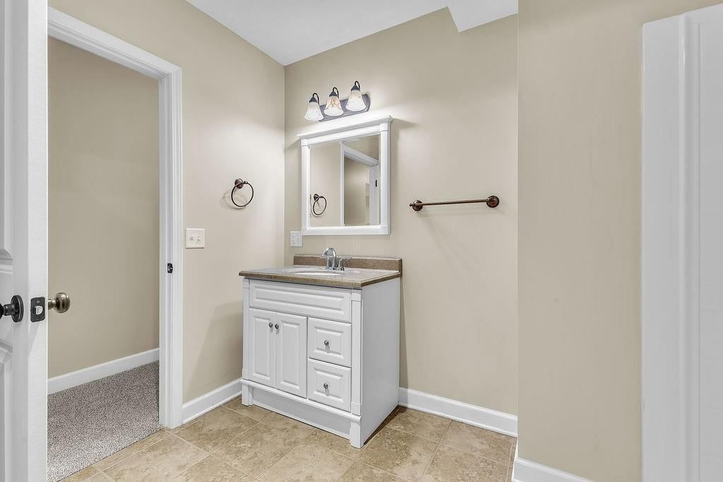 2708 Meadow Ridge Drive — photo 44