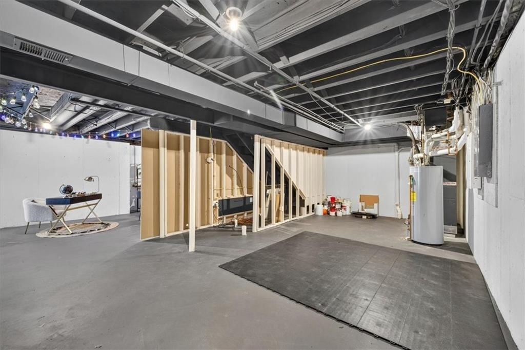 15932 Linden Street — photo 19