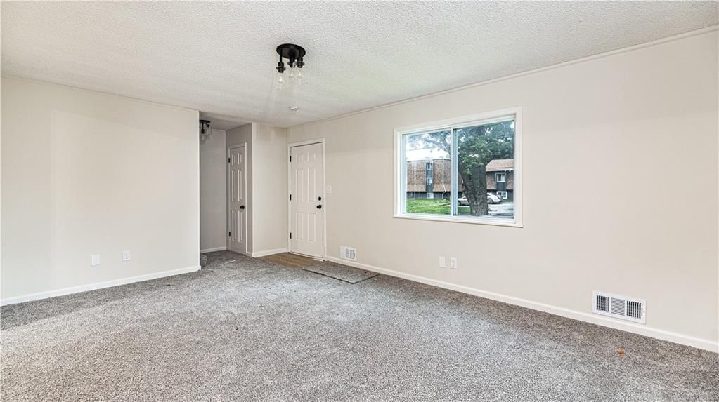 8611 Lane Avenue — photo 5