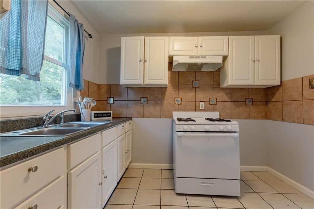 4525 Freeman Avenue — photo 14