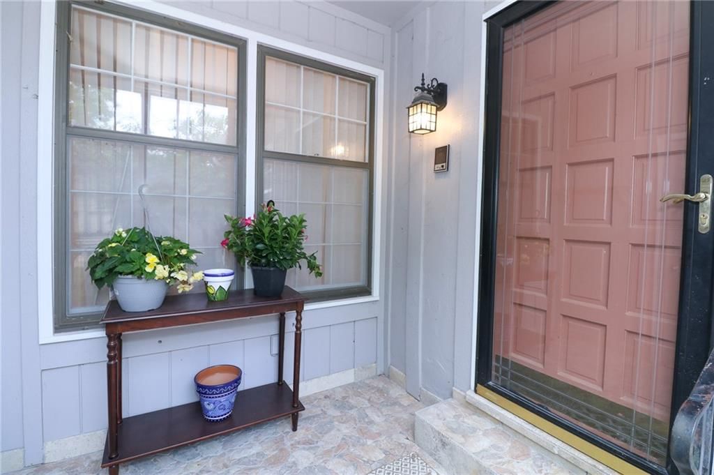 2218 Condolea Terrace — photo 2