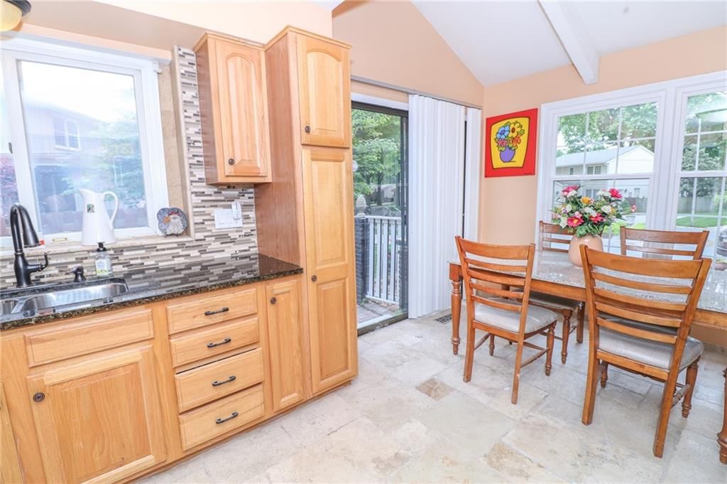 2218 Condolea Terrace — photo 4