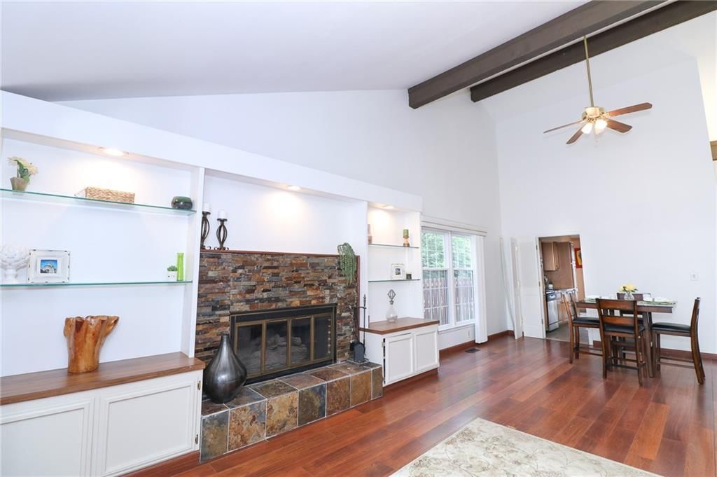 2218 Condolea Terrace — photo 7