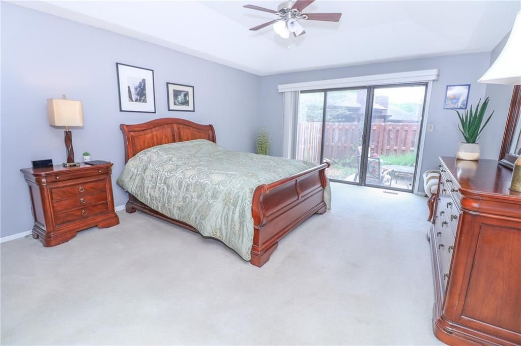 2218 Condolea Terrace — photo 8