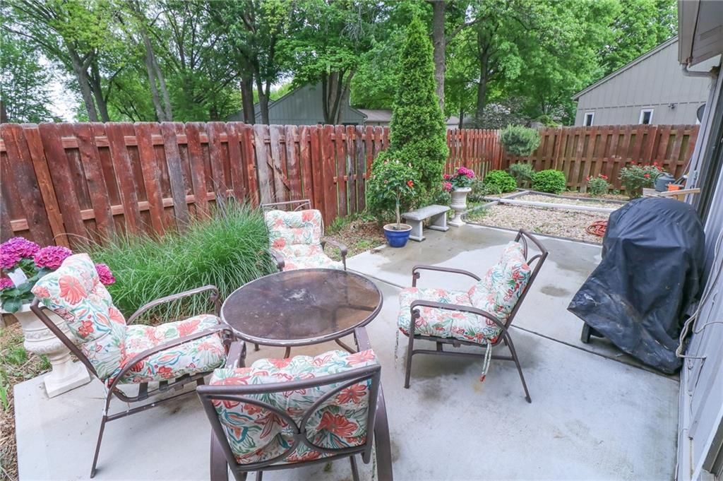 2218 Condolea Terrace — photo 18