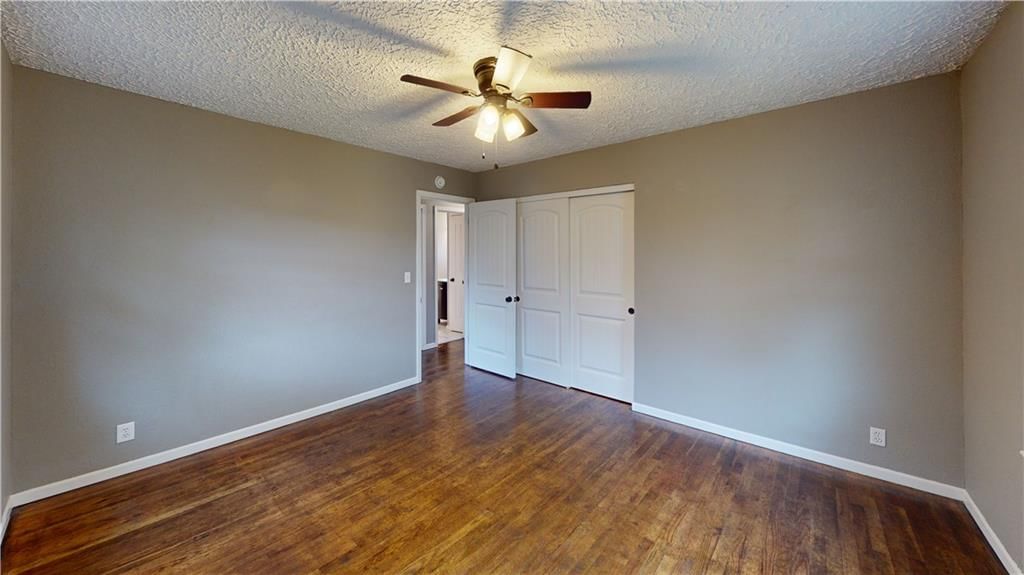 1010 W Douglas Street — photo 6