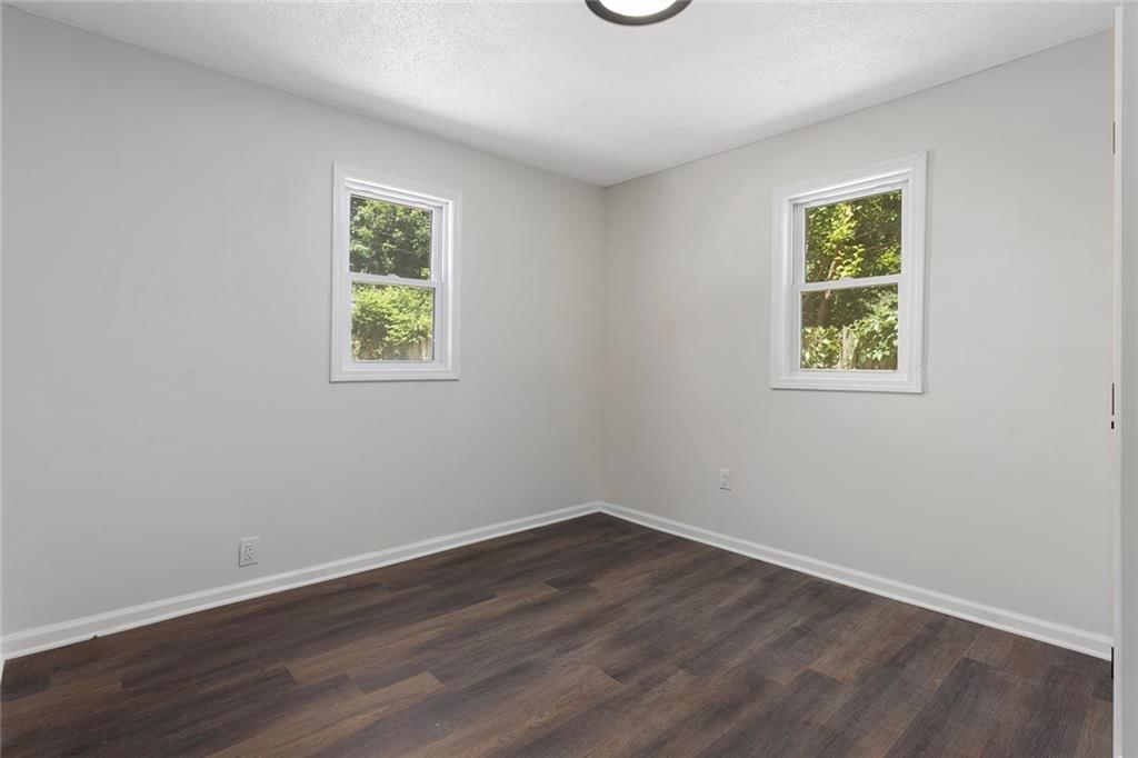 825 S Weaver Street — photo 21