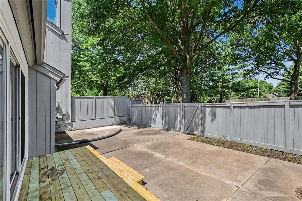12200 W 79th Terrace — photo 24