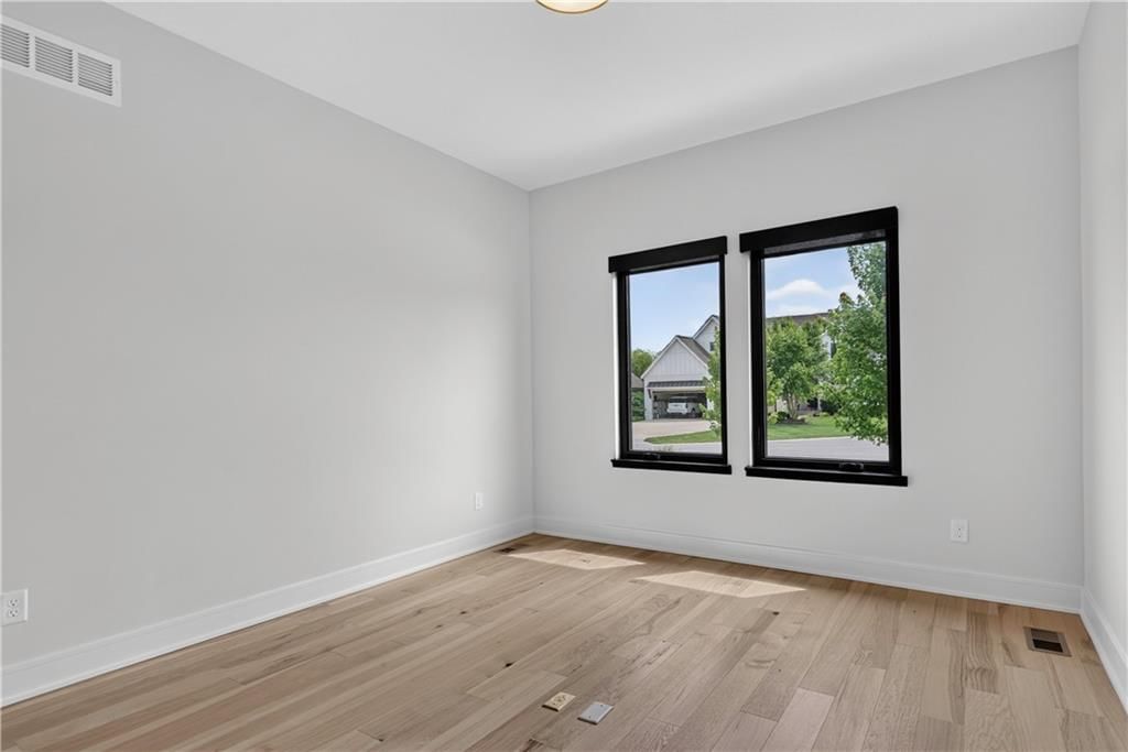 12318 W 169th Terrace — photo 37