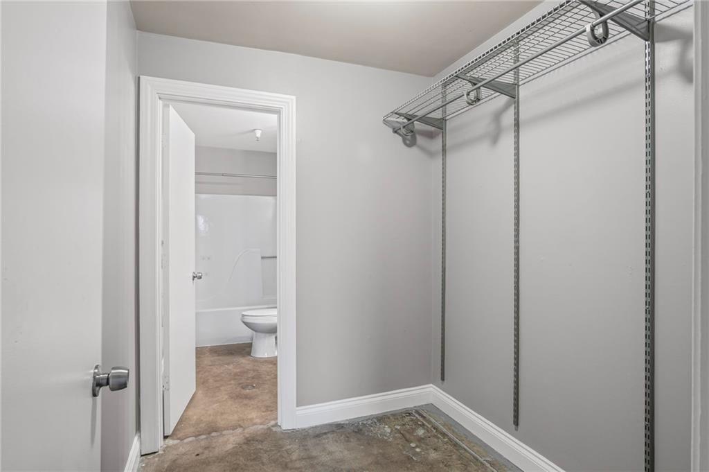 113 W 5th Street — photo 11
