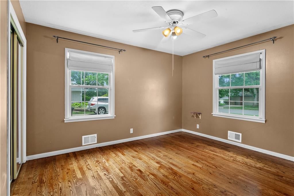 18200 Hanthorne Drive — photo 17