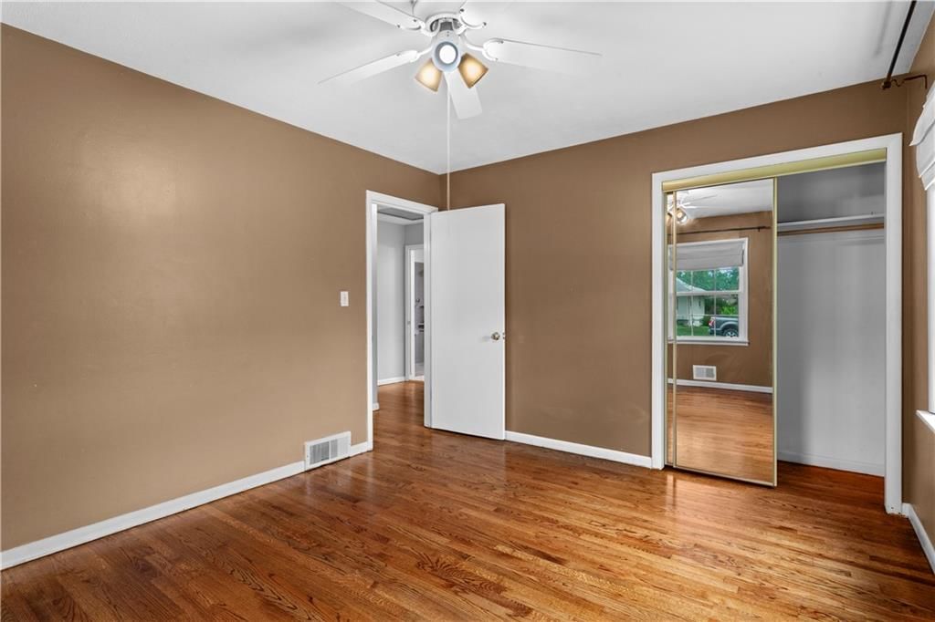 18200 Hanthorne Drive — photo 18