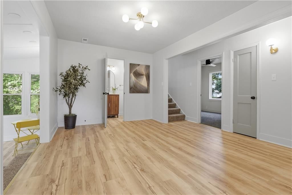 664 Doniphan Street — photo 32