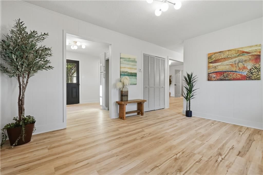 664 Doniphan Street — photo 38